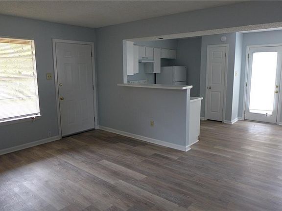 2nd image of 1605 Onion Creek Village Dr APT C