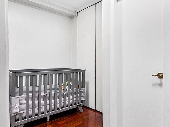 5th image of 440 E 62nd St APT 15H