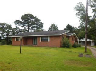 319 Highway 18, Bay Springs, MS 39422