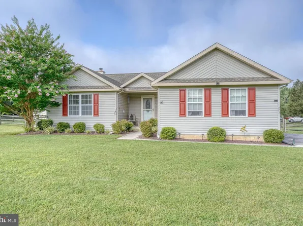 223 Tina Marie Ln, Smyrna, DE 19977