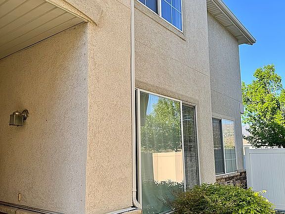 5th image of 474 N Walton Dr