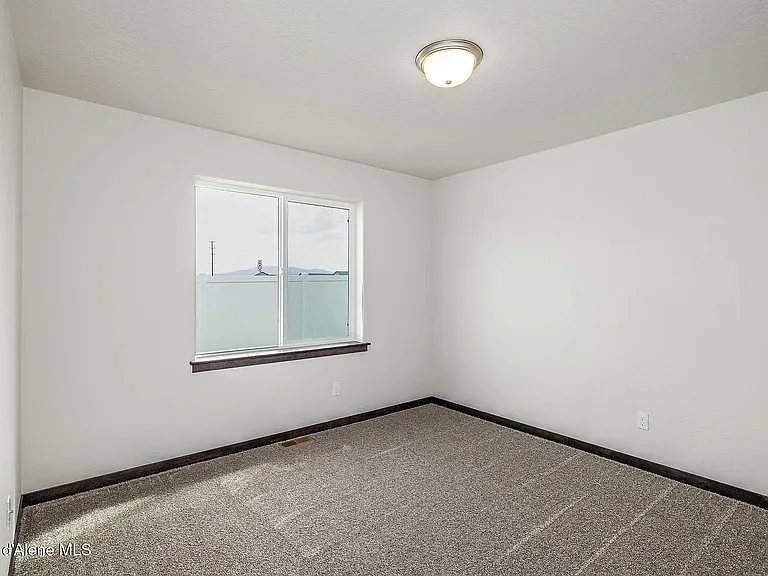 6407 W Bowmore Ln — Photo 14