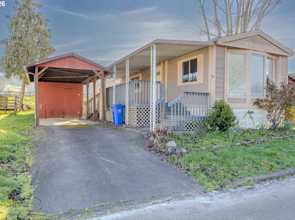 56 Manor Loop, Roseburg, OR 97471