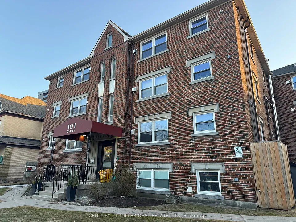 101 Church St #402