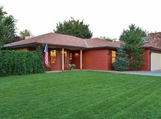 2302 Muriel Ct, Richland, WA 99352