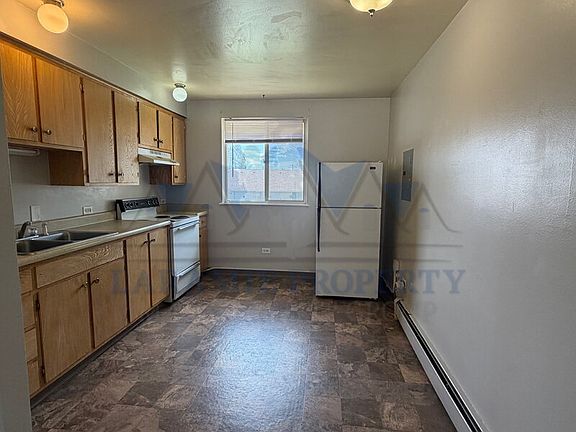 5th image of 415 S 26th St APT 15