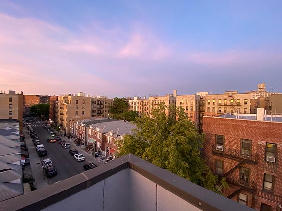 4th image of 3070 Brighton 14th St #4B