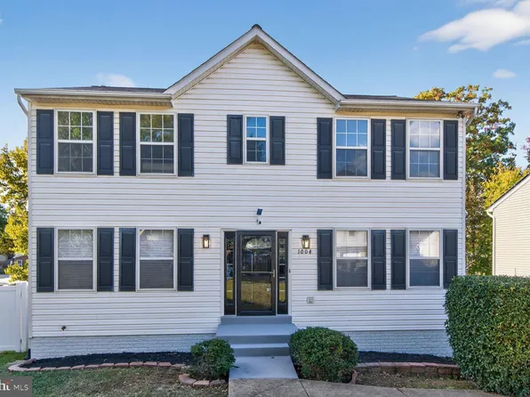 1004 Minna Ave, Capitol Heights, MD 20743
