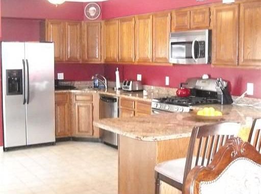 1st image of 35 Whalers Ln