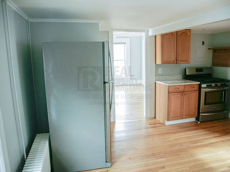 663 State St #3 — Photo 12