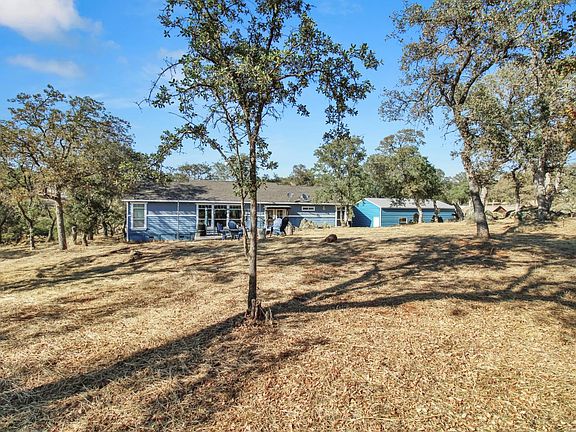 5th image of 4757 La Grange Rd