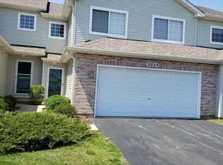 505 Glen Dr #B, Sugar Grove, IL 60554