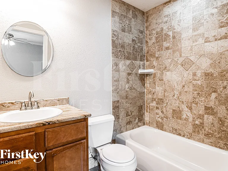 213 Autumn Ridge Rd — Photo 17