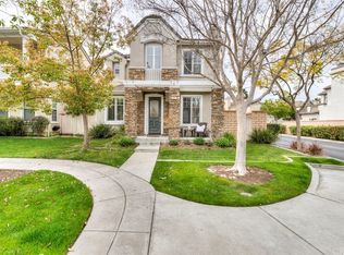 15 Trumpet Vine St, Mission Viejo, CA 92694