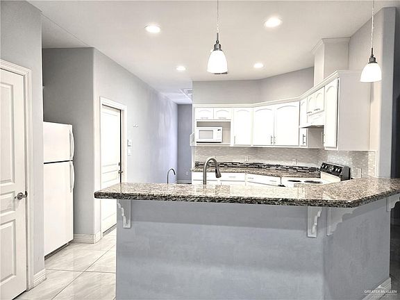 3rd image of 4624 Westway Ave