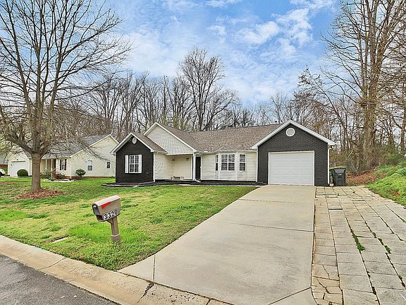 2nd image of 3220 Whitebridge Ln