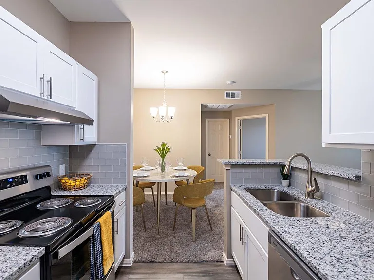 Champion Lake Apartment Homes — Photo 3
