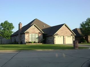 1225 Quail Ridge Rd, Enid, OK 73703