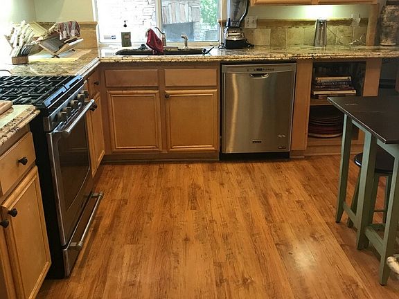 4th image of 1032 Sagecrest Dr