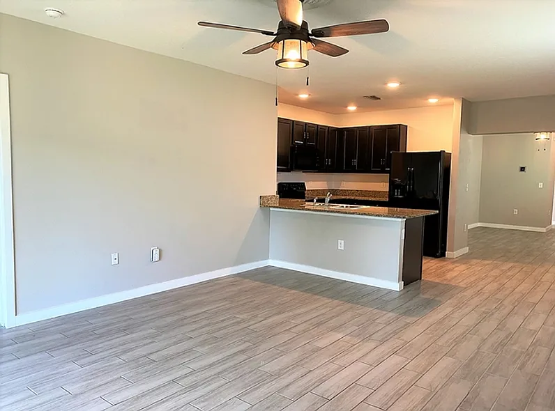 3 bed, 1531 sqft, $2,200 — Photo 4
