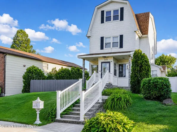 112 Bay Ter, Staten Island, NY 10306