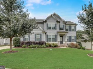 9215 Holly Wood Dr, Gainesville, GA 30506