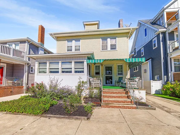 13 S Baltimore Ave, Ventnor, NJ 08406