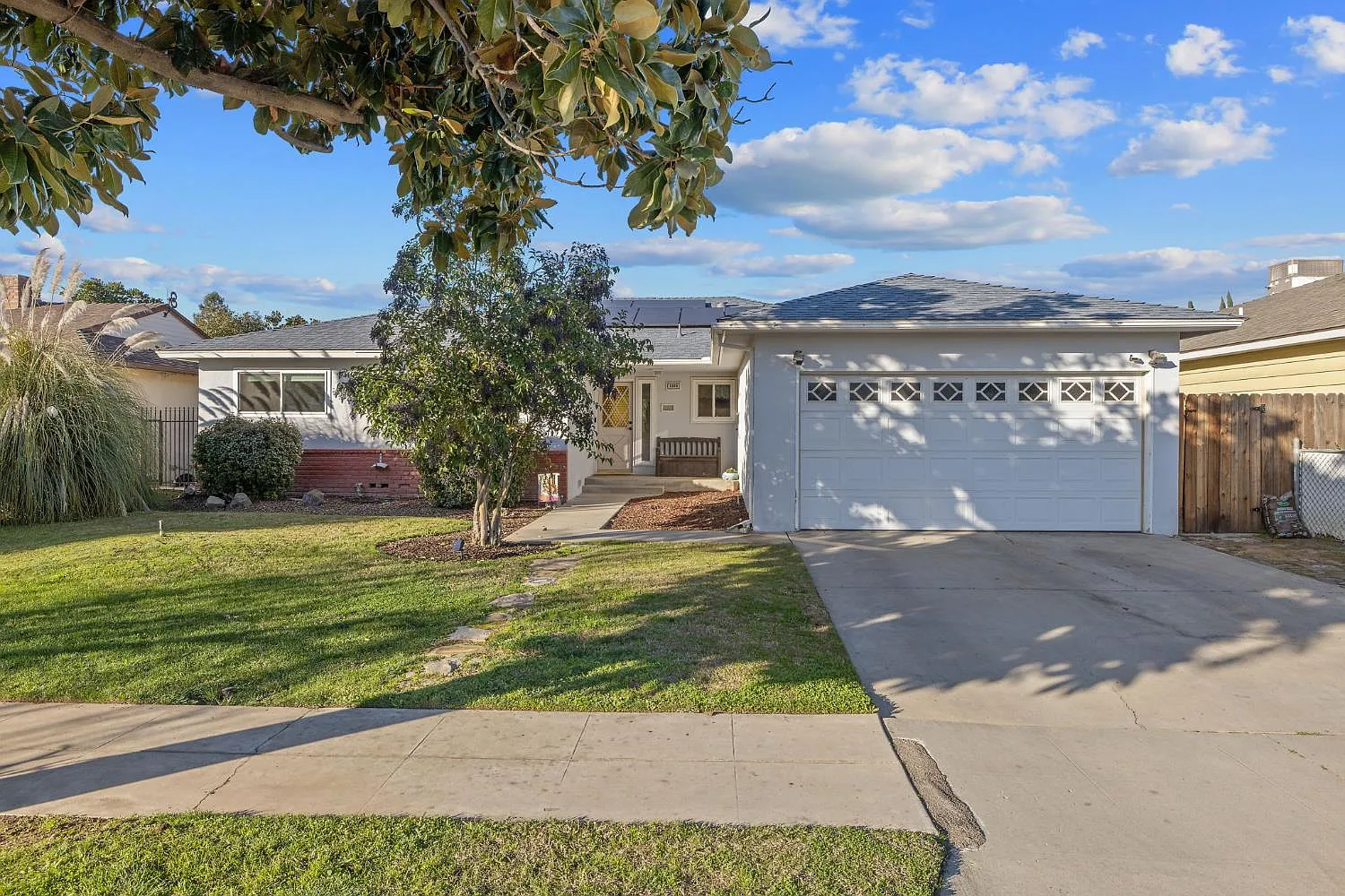 1310 E Sample Ave photo 1
