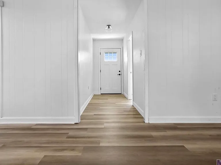1499 S Peck Dr — Photo 17