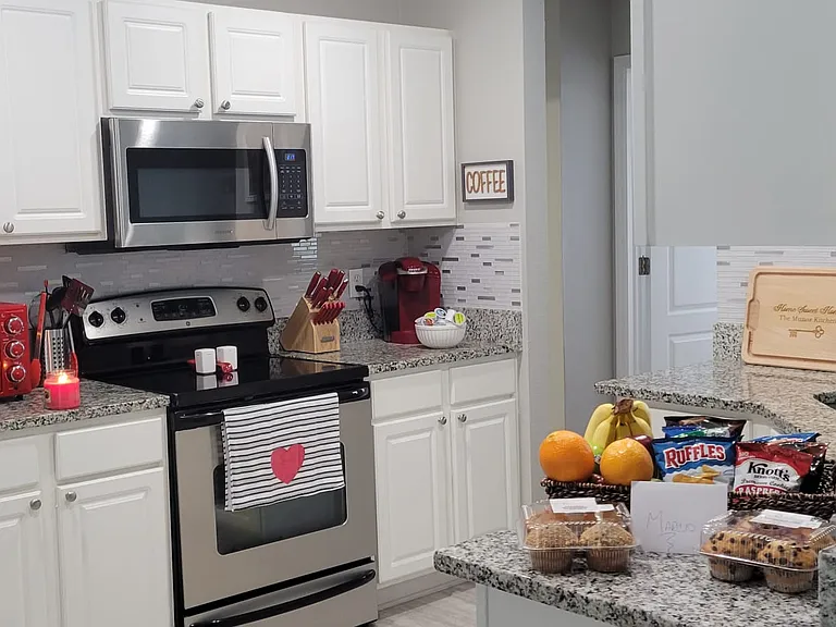 12523 Midpointe Dr — Photo 7