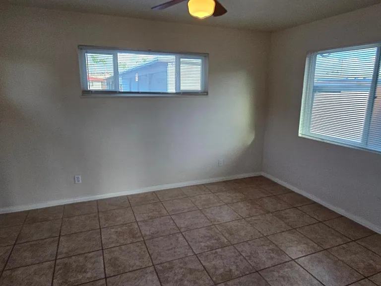 207 Del Mar Ave — Photo 4