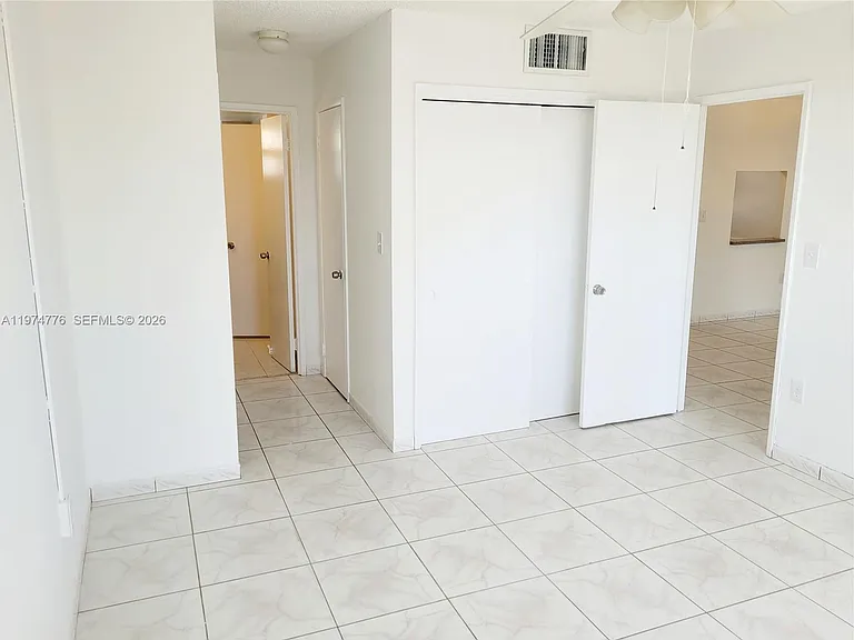 1700 NE 191st St #402 — Photo 11
