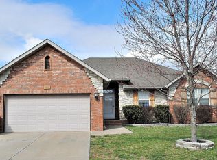717 Silver Streak Rd, Nixa, MO 65714