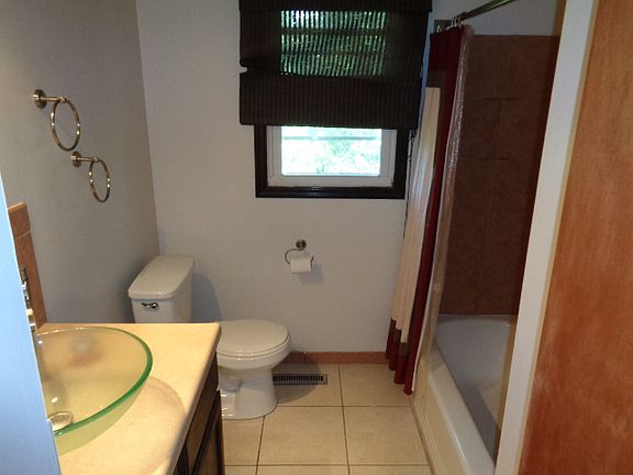 4th image of 4914 N 61st St