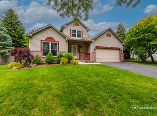 680 Maple Trl, Bolingbrook, IL 60490