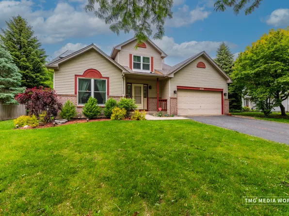 680 Maple Trl, Bolingbrook, IL 60490