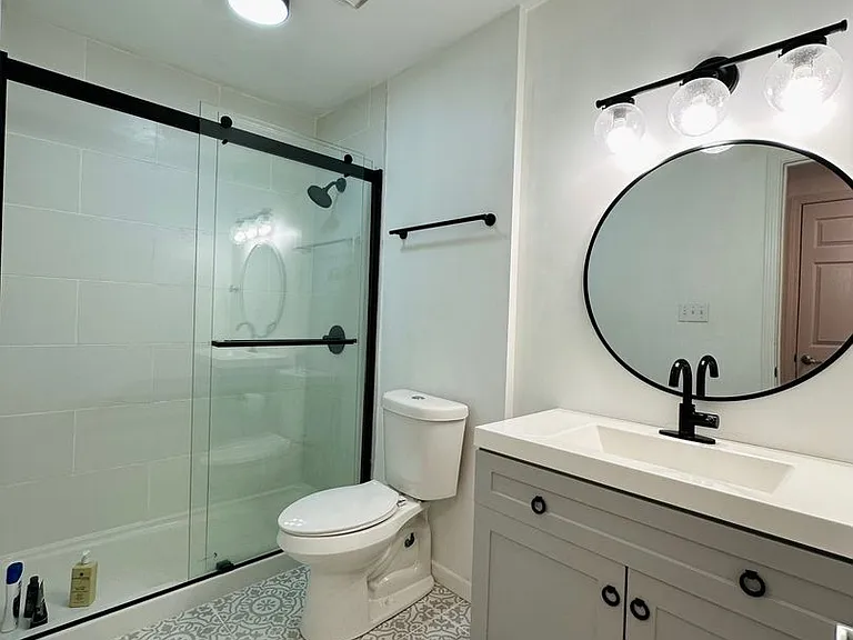 103 Meadow Creek Dr — Photo 23
