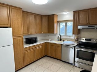 1796 Henderickson Ct, Merrick, NY 11566