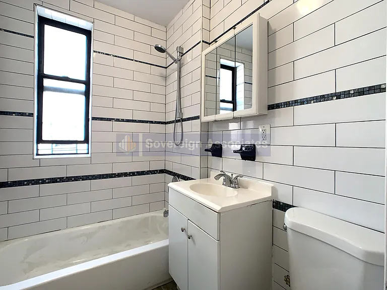 14 Thayer St #4A — Photo 5