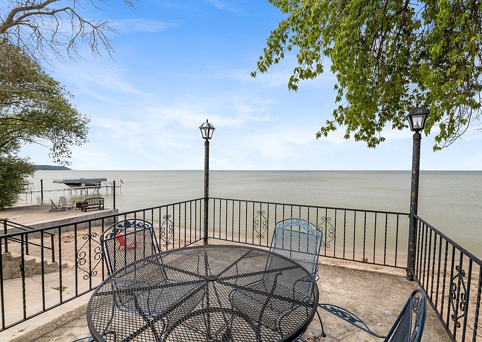 Sunset Beach Dyckesville Apartments Luxemburg, WI Zillow