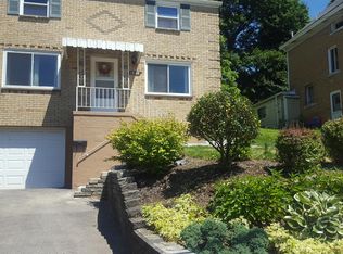 1939 Dartmore St, Pittsburgh, PA 15210