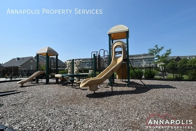 7737 Duncannon Ln — Photo 21