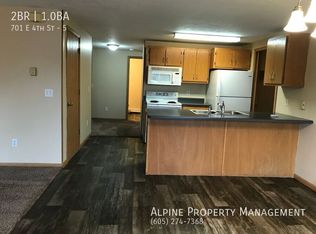 701 E 4th St APT 5, Crooks, SD 57020
