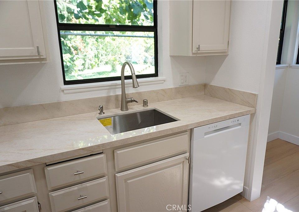 1st image of 3948 Pennsylvania Ave #3948