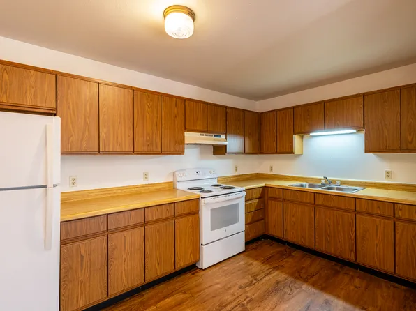 816 Ames Ave #5, Spearfish, SD 57783