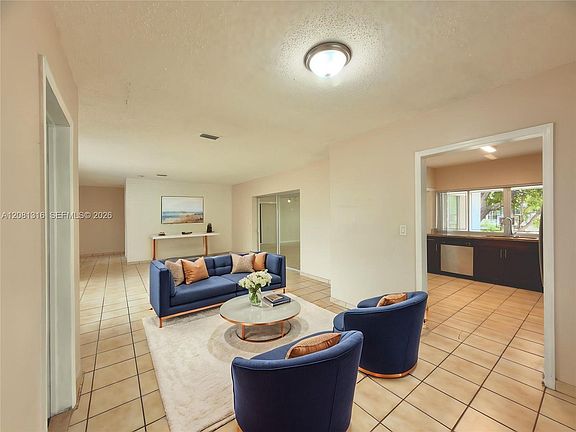 4th image of 7840 Granada Blvd