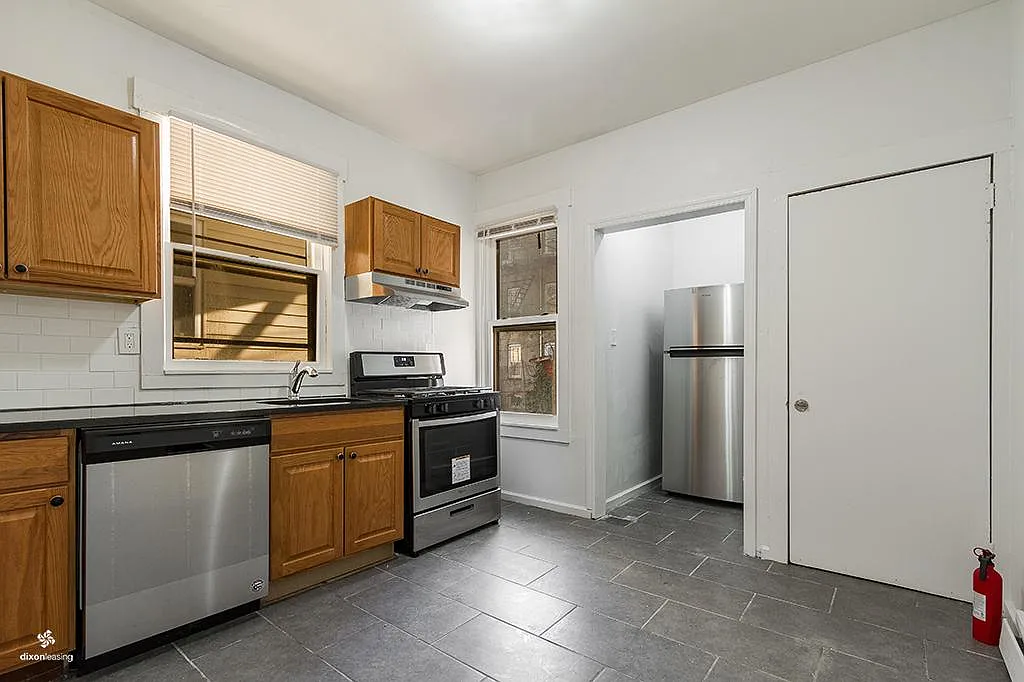 213 Myrtle Ave #1 photo 1