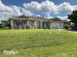 2047 NE 20th Ter, Cape Coral, FL 33909