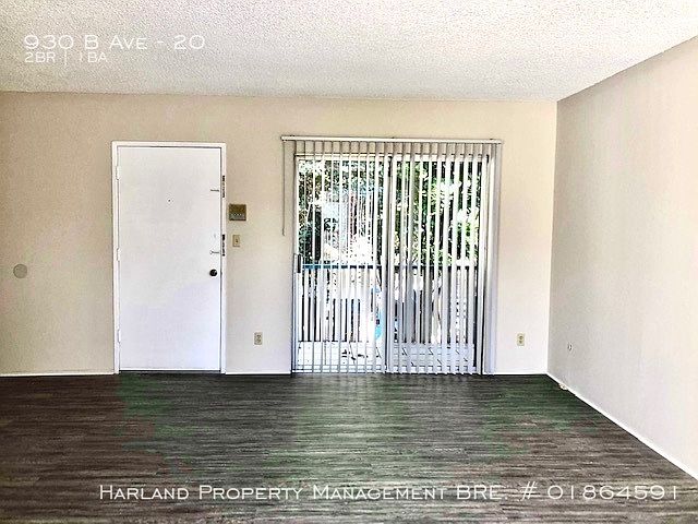 1st image of 930 B Ave APT 20