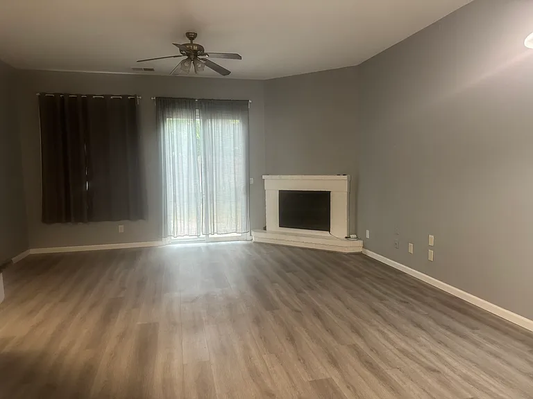 6605 Rabbit Hollow Way — Photo 8